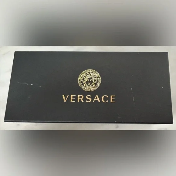 NEW VERSACE BLK CAT EYE, GOLD HARDWARE, ORIGINAL BOX, BOOKLET, MICROFIBER CLOTH - Picture 10 of 10